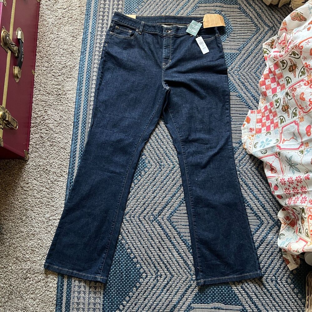 NWT L.L. Bean True Shape 18 Medium / Tall dark wash denim bootcut jeans